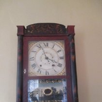Hatch shelf clock