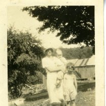 Velma Powers & children