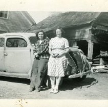 Sisters Evelyn & Alma Powers