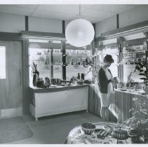 Shopping International