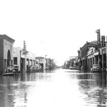 Flood of 1939 - 600 block of Main St. El Centro looking east.