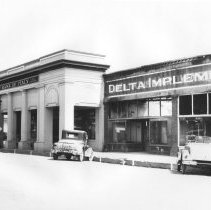 Southwest Corner of 6th & Main St., El Centro, showing the Bank of Italy, D