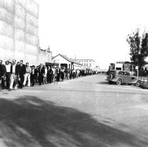 Funeral procession? Possibly for Charles L. Gillett who died in 1937.