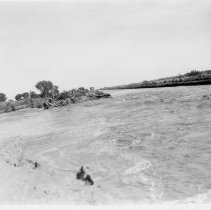 Break in East Highline Canal. View taken at 8:00 a.m.