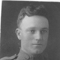 Small studio portrait of Fred Williams in his WWI uniform.