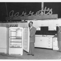 California Mid-Winter Fair - Garrett's Home Furnishings and Appliance exhib