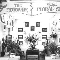 Hetzel The Photographer & Ritz Floral Shop - Fair display.