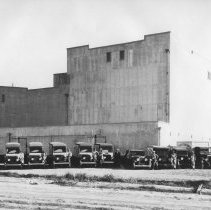 Holtville Ice & Cold Storage Co. delivery trucks, and drivers,