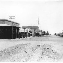 Imperial Ave. - Main Street in the the City of Imperial looking north.