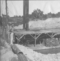 Flood of 1906. Excavations of Laguna Dam.