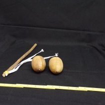 Children praying, Pang Yi