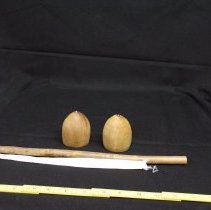 Children praying, Pang Yi