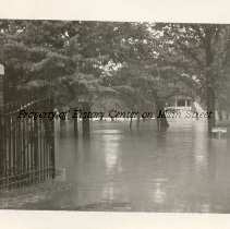Smythe Park Entrance 1936 Flood
