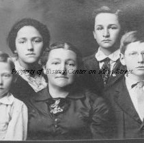 Nellie Brewer "Cook" with her four youngest children: Ada, James, Orrin an