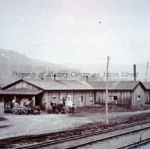 Mart King's Furniture Factory