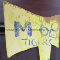 1968 Cheerleader Axe