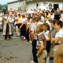 Chester Bailey reads Governor's Proclamation