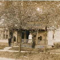 Melvina Gillette, Clinton A. Gillette, Walter E. Gillette at home 1911