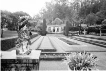 La Daphene Mansion in Hillsborough, 1964