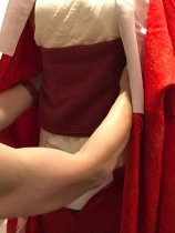 Chizuko Akutagawa & Tomoe Obata Installing Kimono