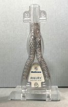 Medtronic AneuRx AAA Stent Graft Model, 2001