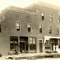 Fred Kroening's Hotel Bowler