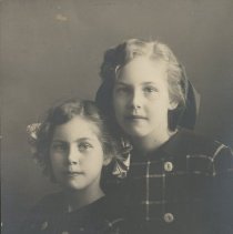 Helen & Sadie Pratt