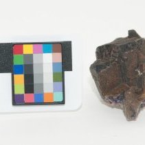 Fluorite, 8349 with scale bar.