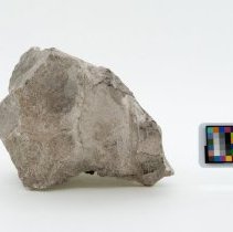 Calcite, 8513. Bottom view w/scale bar.