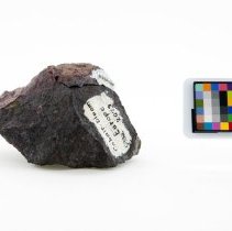 Erythrite, 5332. Front view w/scale bar.