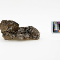 Anatase, 3211. Front view w/scale bar.