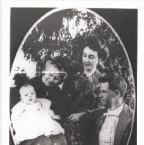 Laura, Ralph, Winifred and dysart Murphy