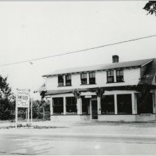 Rutledge's Antique Shop building