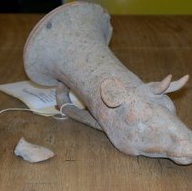 [Bull's Head Rhyton/ Drinking Horn]