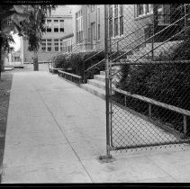 First Street Elementary School [Open Entry Gate]