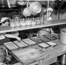 Bancroft junior high school activities.  Cafeteria.  Preparing meatballs fo