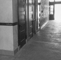 Gardena high, [interior view].