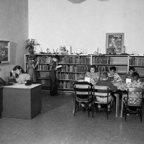 White Point Elementary School activities. Library.  Group of children readi