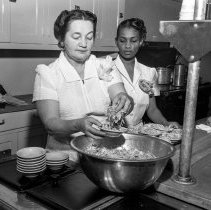 Dayton Heights Elementary School activities.  Health program. [Cafeteria]