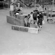Sterry school activities.  Physical education.  Children and teacher looking at boat.  (outdoors)