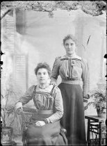 Portrait of two women.  T.E. Taylor studio, c.1896-1910.