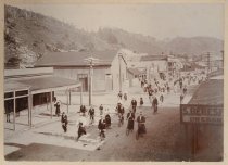 Cyclists [unidentified location]. Unknown photographer, c.1900