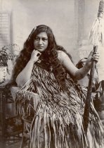 Ani Keefe. T. E. Taylor studio, c.1900.