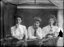 Portrait of three women. T.E. Taylor studio, c.1896-1910.