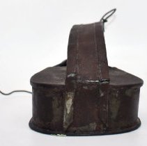 2020.FIC.047 Right Side