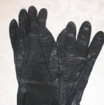 Black leather gloves