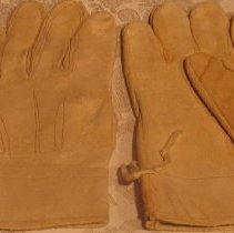 Slim Haugens gloves