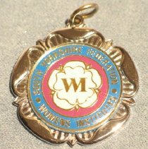 Kalmalka Women's Pin