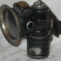 Ship's kerosene lamp