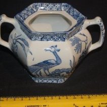 Wood & Sons Yuan china sugar bowl.